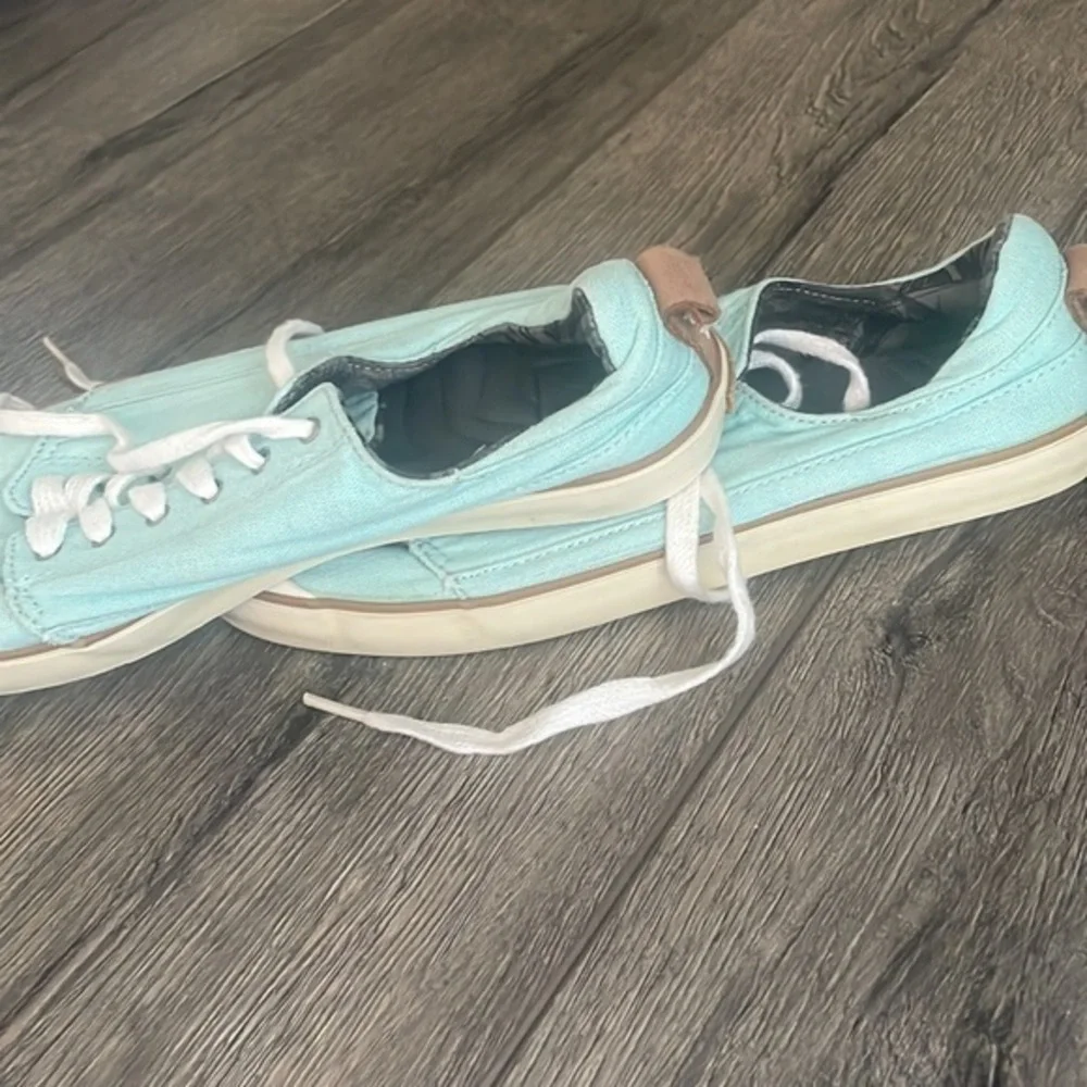 Reef sneakers size 7.5 aqua distressed comfy - Picture 6 of 9